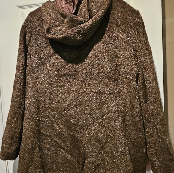 ELLEN TRACY COAT - Picture 4 of 4